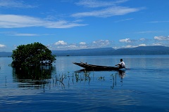 ‘রূপের রানী’ টাঙ্গুয়ার হাওড়